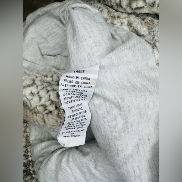 Thread & Supply Sherpa Full Zip Hoodie Jacket – Women’s Large – Ivory / Gray - Picture 6 of 7